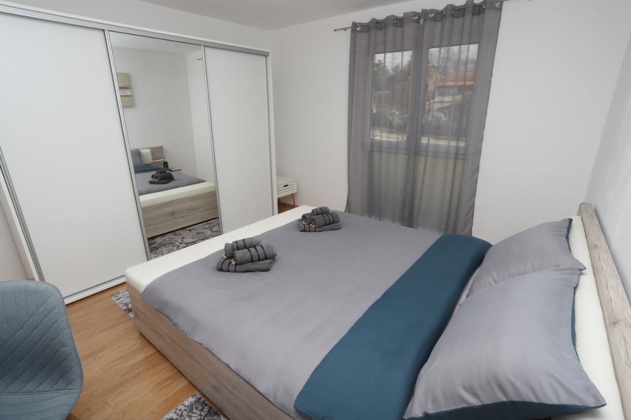 Apartman Perla Deluxe Пореч Екстер'єр фото
